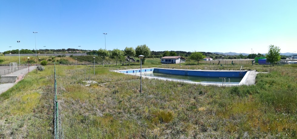 Abandono instalaciones deportivas Parque Tecnologico Galicia 01